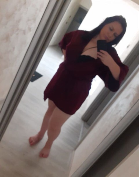 19 ani – Plăceri Discrete în Anina