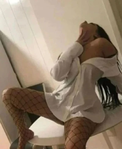 Brunetă Chineză în Bacău