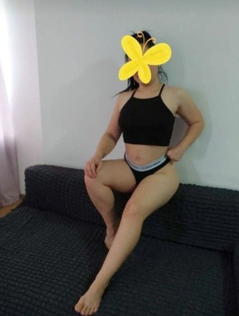 Delia Femboy – Experiență Unică în Bacău