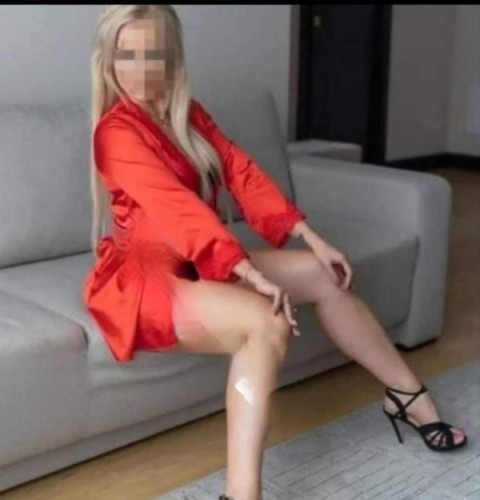 Escortă 140 cm disponibilă în Ploiești