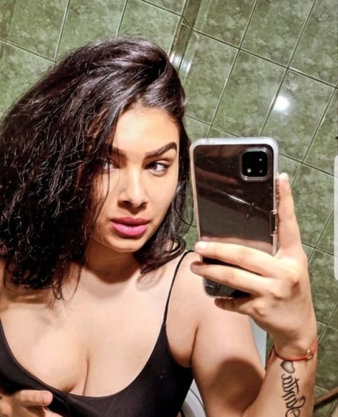 Escortă 160 cm în Sector 3