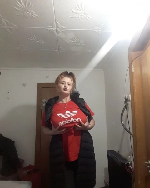 Escortă 50 ani în Griviței – Eleganță și rafinament