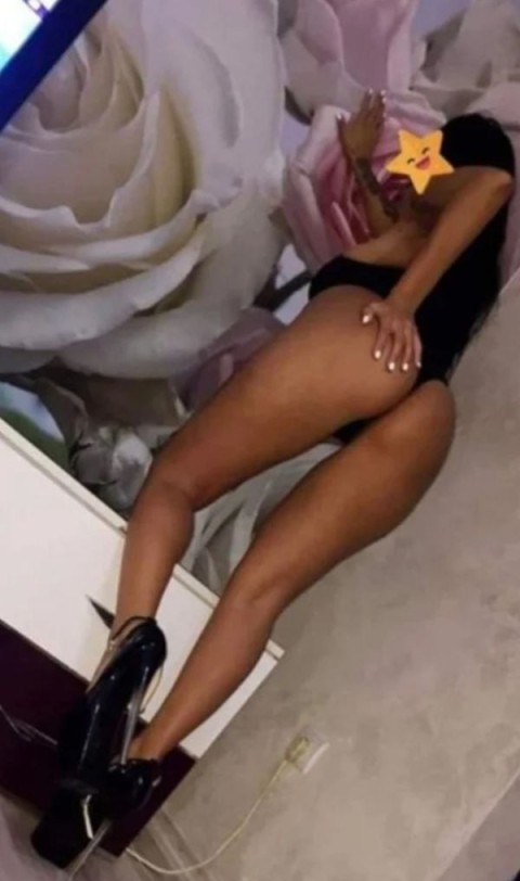 Escortă bisexuală în Panciu – Show web exclusiv