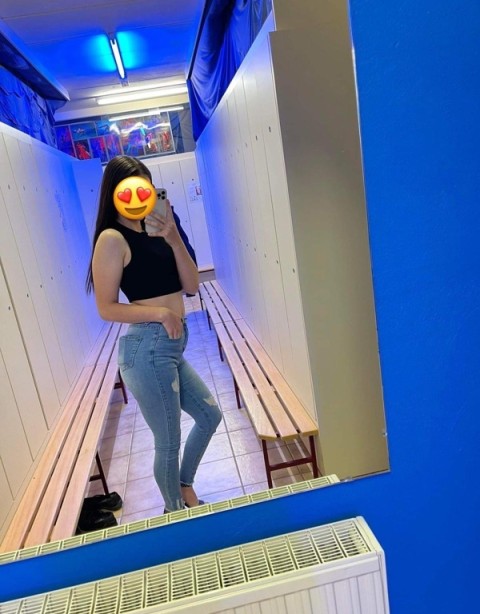 Escortă Columbia în Militari