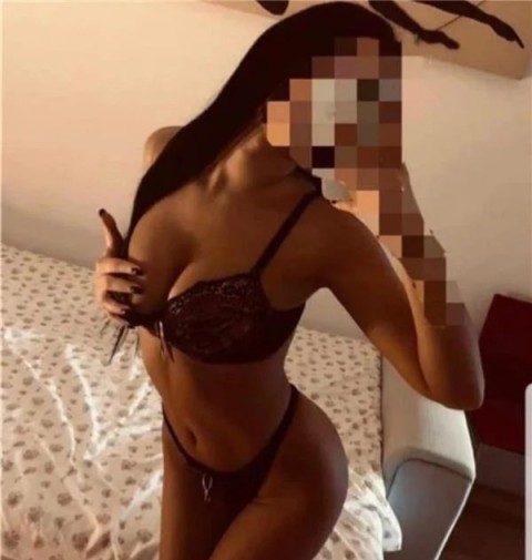 Escortă creață în Costin Georgian – Plăceri fără limite
