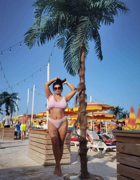 Escortă Foot Fetish în Ploiești