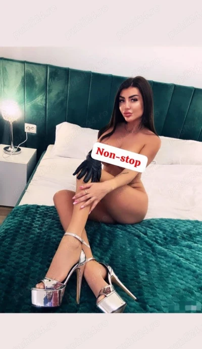 Escortă Gravidă Rin Grand