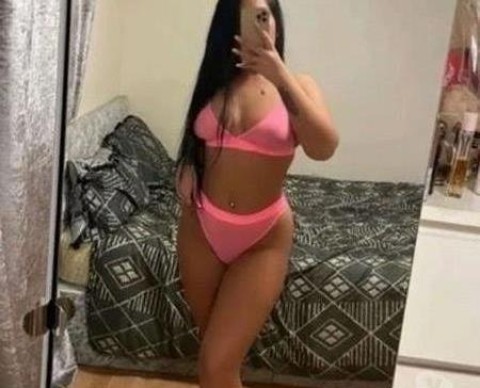 Escortă graviduță de lux în Băneasa
