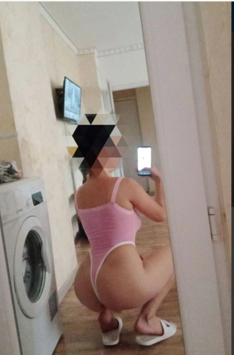 Escortă graviduță în Sector 2