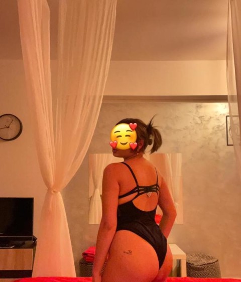 Escortă indiancă și masaj la domiciliu în Motru