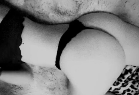 Escortă neprotejat în Arad: Experiență unică cu o brunetă misterioasă