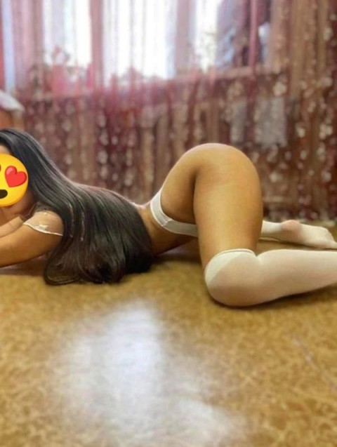 Escortă nimfomană în Dimitrie Cantemir
