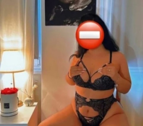 Escortă păr pubian Filiași: Descoperă plăceri nebănuite