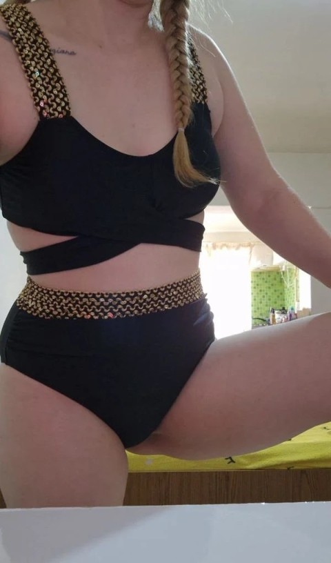 Escortă Show Web în Drăgășani: Experiențe Unice