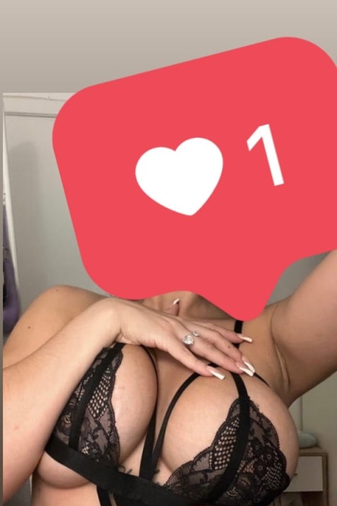 Escortă Skinny în Călărași – Exclusivitate și Eleganță