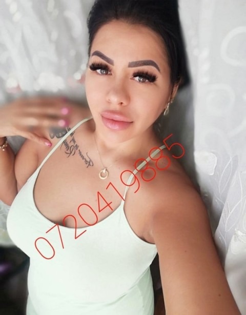 Escortă Skinny în Grivița: Ofer Companie și Distracție · escortă skiny
