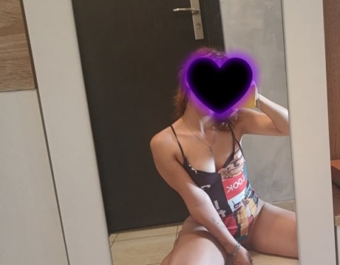 Escortă sâni mari în Sector 3