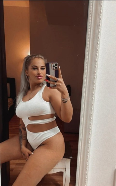 Escortă Superbă la 60 de Ani în Alba Iulia · escortă 60 ani