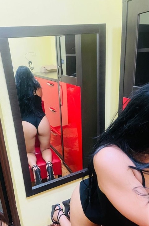 Escortă Uro Scato de Lux în Barbu Văcărescu