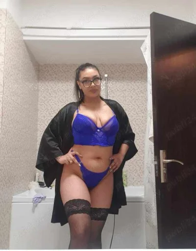 Escorte Bărbați în Râmnicu Sărat: Noapte de Neuitat · escortă bărbați