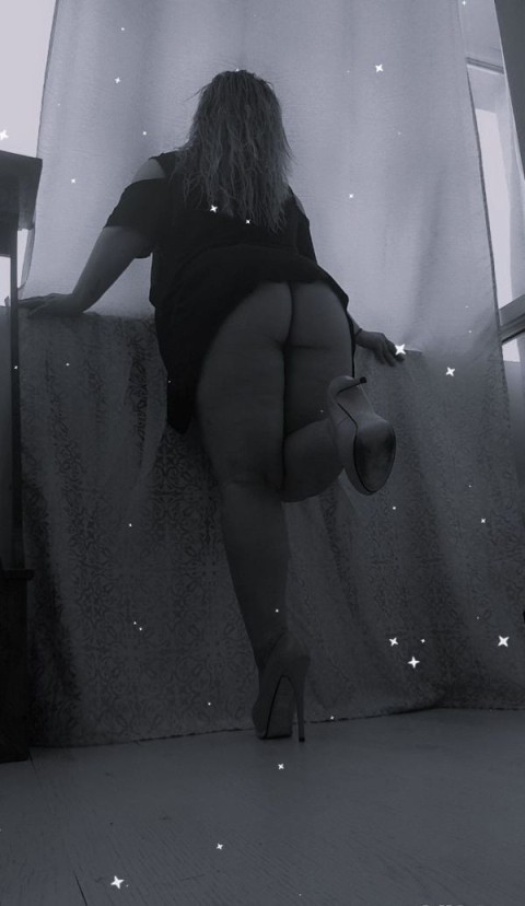 Fantezii Reale în Titan · reală