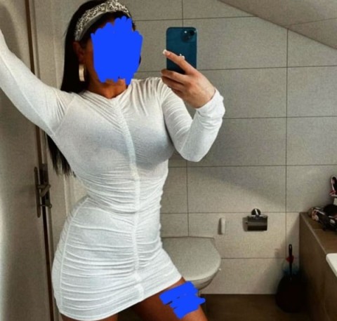 Fete de Party în Fălticeni: Raluca, Noua în Oraș