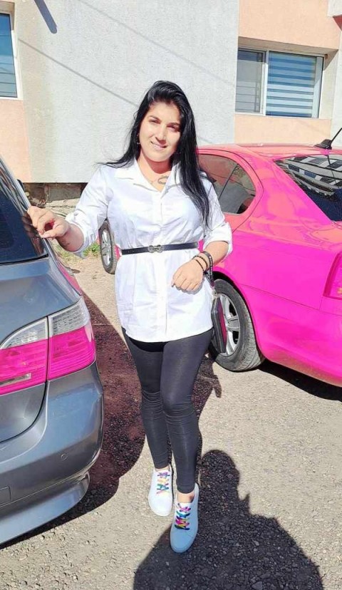 Incall Bacău: Experiențe Intense pentru Activii Deciși