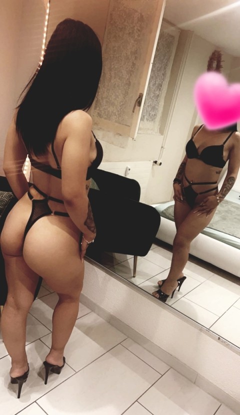 Inocența Elizei în 1 Mai · inocentă