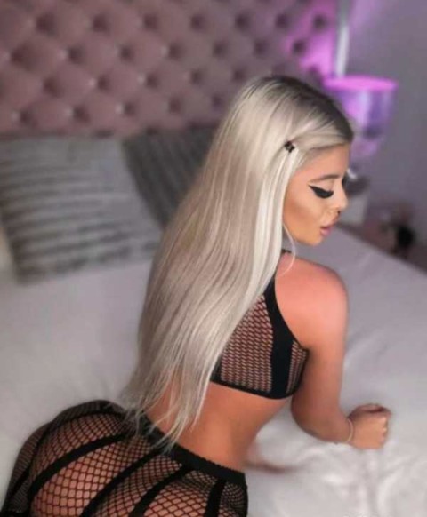 Larisa – Escortă Creață din Floreasca