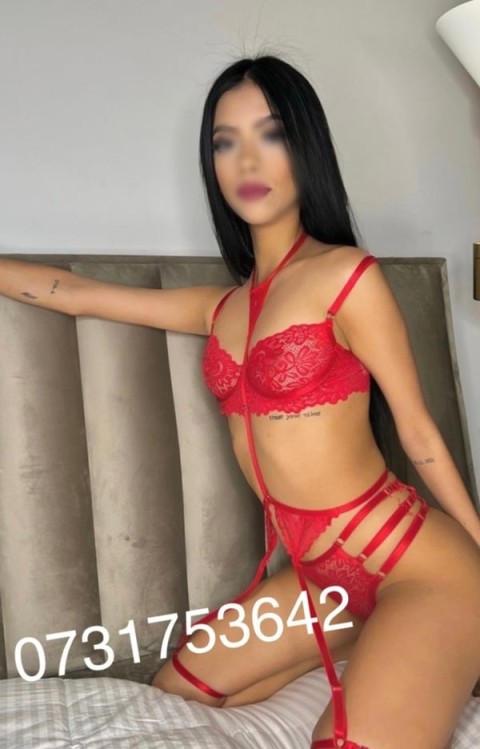 Lora, seducătoarea sârbă din 1 Decembrie