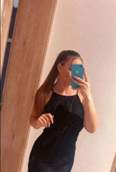 Maria, escortă jucării în Sector 1