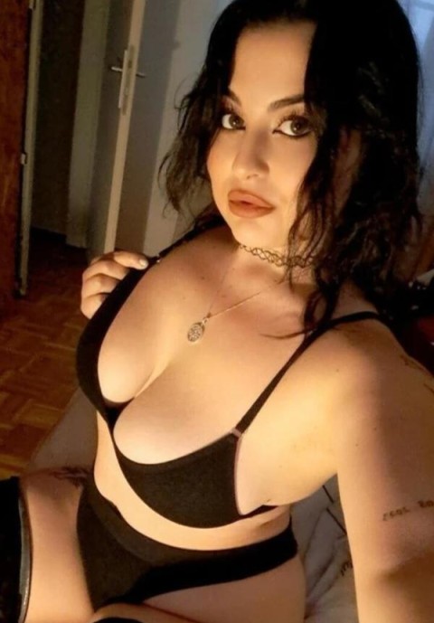 Masaj Senzual cu Roxana în Pitești