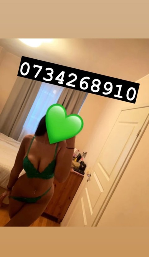 Milf seducătoare în Baba Novac