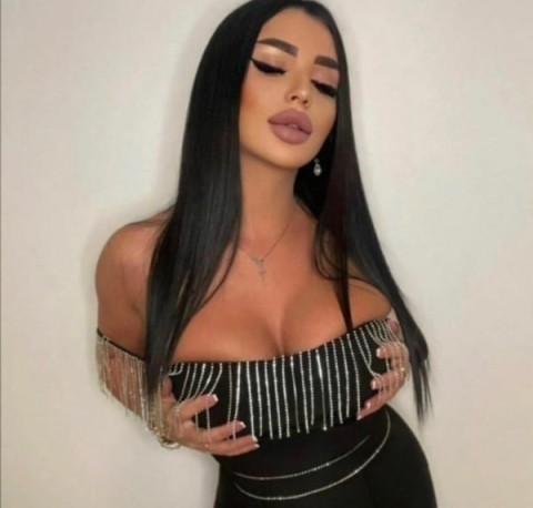 Naturală, Reală și Sexy cu Cameră BDSM în Morarilor