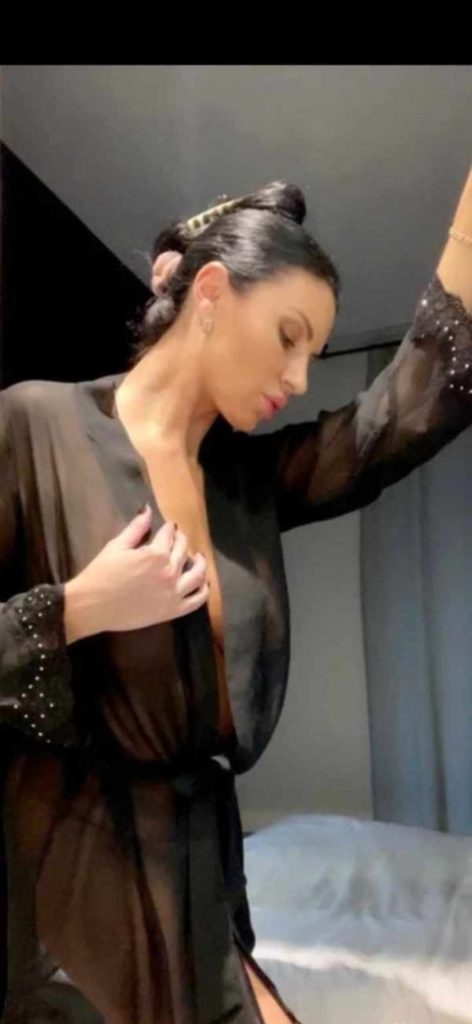 Nouă în oraș: Escortă sex oral în Brăila