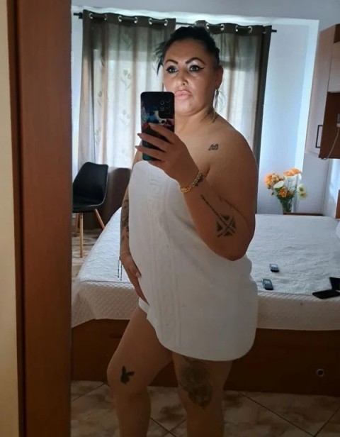 Programare urgentă cu blonda dulce și matură din Reșița