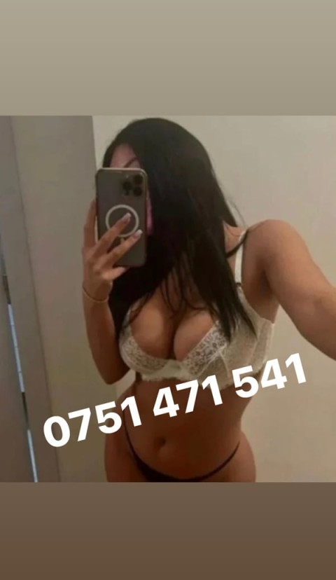 Roșcată Foc în Prelungirea Ghencea – Companie Exclusivă · Sibiu