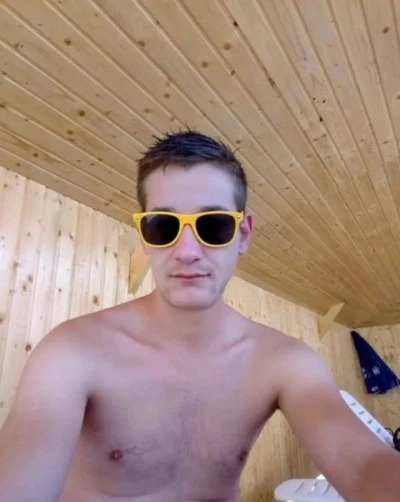 Siluetă fină și aventură în 1 Mai