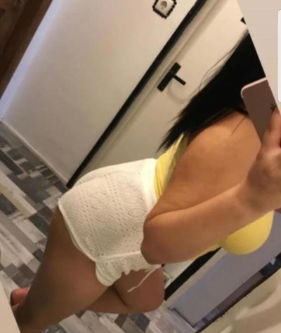 Sonya, escortă slim în Titan