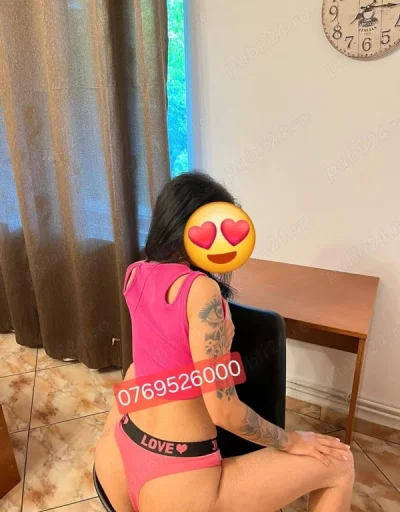 Sârbă Seducătoare în Metalurgiei