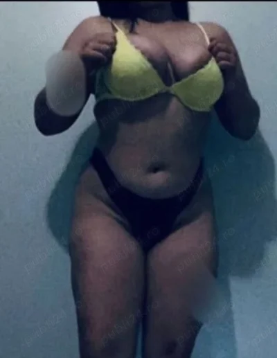 Studentă Adina la Gara de Nord