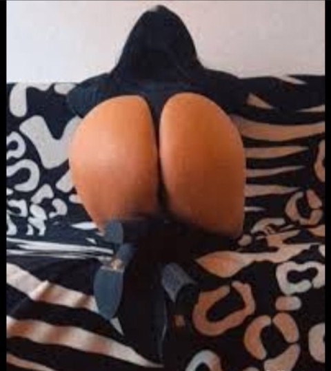 Voluptoasa de 20 ani în Unirii